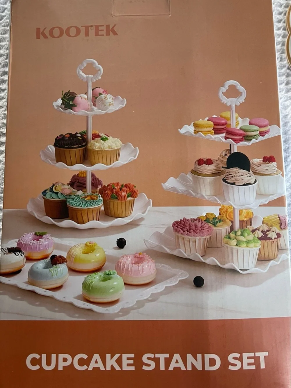 White Scalloped 3-Tier Dessert Stand & Tray Set for Parties